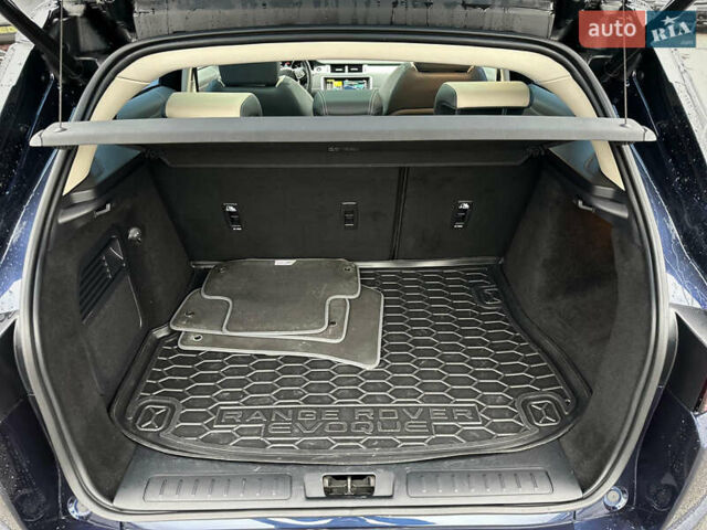 Синий Ленд Ровер Рендж Ровер Эвок, объемом двигателя 2 л и пробегом 122 тыс. км за 24300 $, фото 33 на Automoto.ua