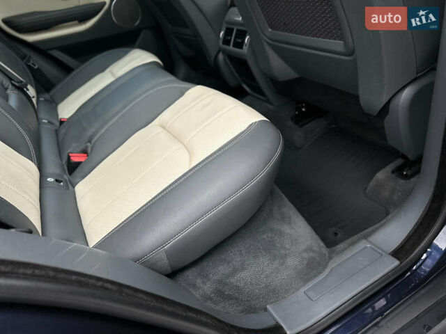 Синий Ленд Ровер Рендж Ровер Эвок, объемом двигателя 2 л и пробегом 122 тыс. км за 24300 $, фото 66 на Automoto.ua