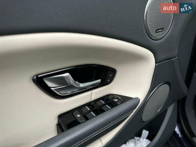 Синий Ленд Ровер Рендж Ровер Эвок, объемом двигателя 2 л и пробегом 122 тыс. км за 24300 $, фото 37 на Automoto.ua