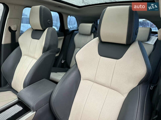 Синий Ленд Ровер Рендж Ровер Эвок, объемом двигателя 2 л и пробегом 122 тыс. км за 24300 $, фото 41 на Automoto.ua