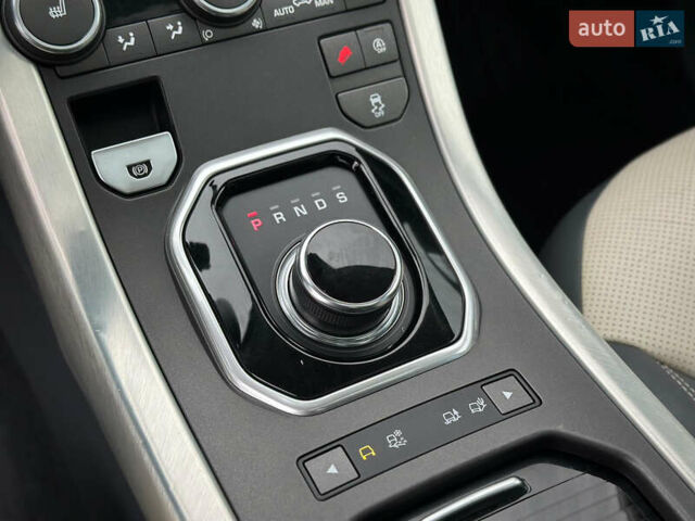 Синий Ленд Ровер Рендж Ровер Эвок, объемом двигателя 2 л и пробегом 122 тыс. км за 24300 $, фото 76 на Automoto.ua