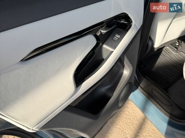 Синій Ленд Ровер Рендж Ровер Евок, об'ємом двигуна 2 л та пробігом 20 тис. км за 47000 $, фото 12 на Automoto.ua