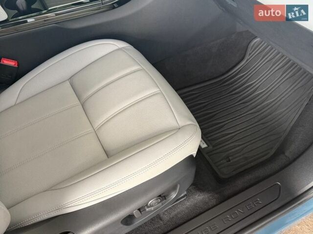 Синій Ленд Ровер Рендж Ровер Евок, об'ємом двигуна 2 л та пробігом 20 тис. км за 47000 $, фото 10 на Automoto.ua