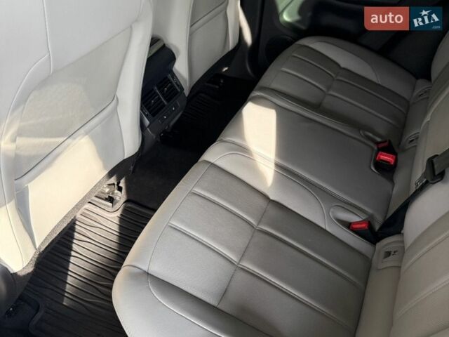 Синій Ленд Ровер Рендж Ровер Евок, об'ємом двигуна 2 л та пробігом 20 тис. км за 47000 $, фото 11 на Automoto.ua