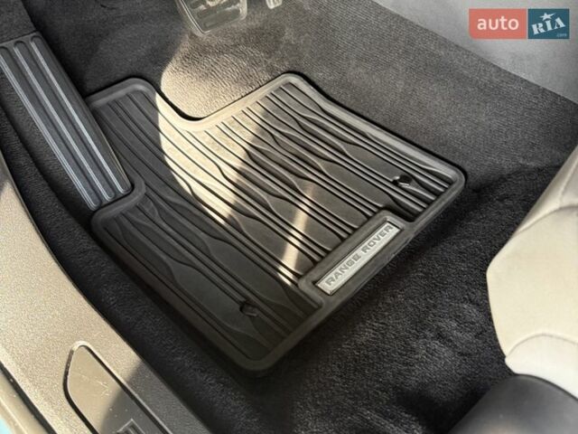 Синій Ленд Ровер Рендж Ровер Евок, об'ємом двигуна 2 л та пробігом 20 тис. км за 47000 $, фото 22 на Automoto.ua