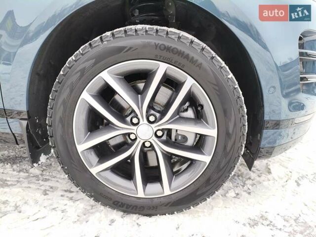 Синий Ленд Ровер Рендж Ровер Эвок, объемом двигателя 2 л и пробегом 1 тыс. км за 69605 $, фото 9 на Automoto.ua