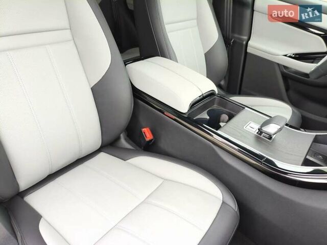 Синий Ленд Ровер Рендж Ровер Эвок, объемом двигателя 2 л и пробегом 1 тыс. км за 69605 $, фото 42 на Automoto.ua