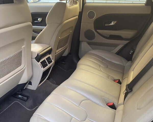 Зеленый Ленд Ровер Рендж Ровер Эвок, объемом двигателя 2 л и пробегом 219 тыс. км за 17350 $, фото 4 на Automoto.ua