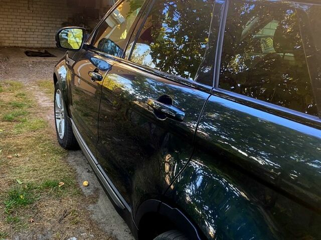 Зелений Ленд Ровер Рендж Ровер Евок, об'ємом двигуна 2 л та пробігом 219 тис. км за 17350 $, фото 4 на Automoto.ua