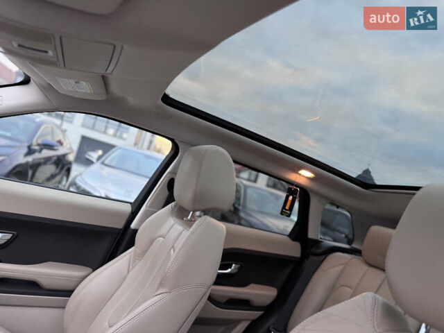 Ленд Ровер Рендж Ровер Евок 2014 у Івано-Франківську на Automoto.ua Зелений Ленд Ровер Рендж Ровер Евок, об'ємом двигуна 2 л та пробігом 142 тис. км за 17999 $, фото 35 на Automoto.ua