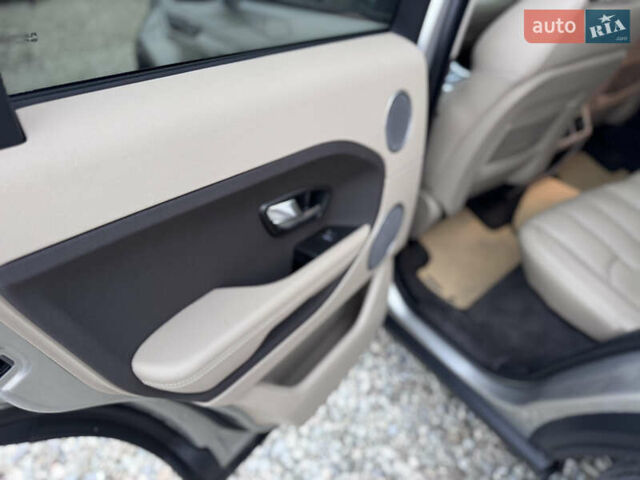 Ленд Ровер Рендж Ровер Евок 2014 у Івано-Франківську на Automoto.ua Зелений Ленд Ровер Рендж Ровер Евок, об'ємом двигуна 2 л та пробігом 142 тис. км за 17999 $, фото 36 на Automoto.ua