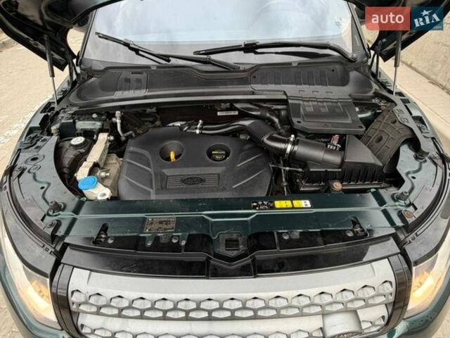 Зелений Ленд Ровер Рендж Ровер Евок, об'ємом двигуна 2 л та пробігом 106 тис. км за 16200 $, фото 30 на Automoto.ua