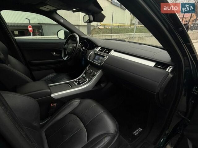 Зелений Ленд Ровер Рендж Ровер Евок, об'ємом двигуна 2 л та пробігом 106 тис. км за 16200 $, фото 16 на Automoto.ua