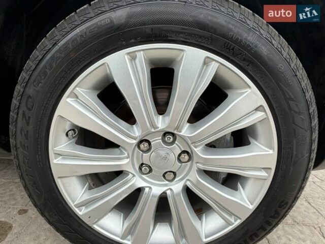 Зелений Ленд Ровер Рендж Ровер Евок, об'ємом двигуна 2 л та пробігом 106 тис. км за 16200 $, фото 26 на Automoto.ua