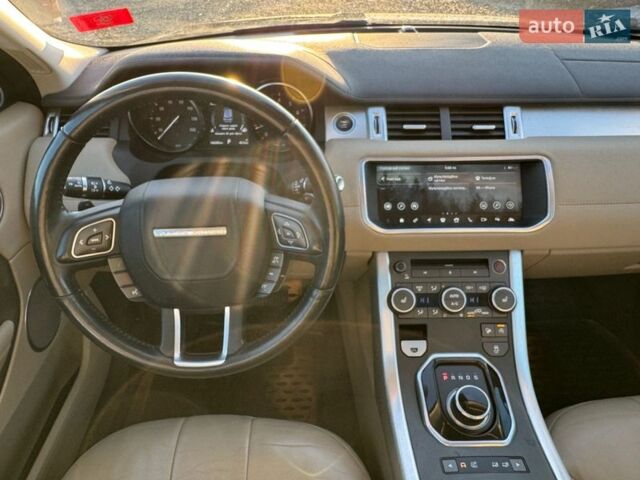 Зелений Ленд Ровер Рендж Ровер Евок, об'ємом двигуна 2 л та пробігом 146 тис. км за 17950 $, фото 16 на Automoto.ua