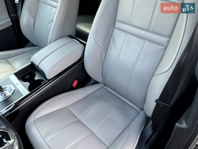 Зелений Ленд Ровер Рендж Ровер Евок, об'ємом двигуна 2 л та пробігом 31 тис. км за 43500 $, фото 18 на Automoto.ua