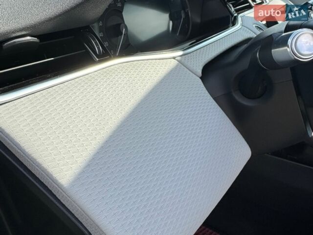 Зелений Ленд Ровер Рендж Ровер Евок, об'ємом двигуна 2 л та пробігом 31 тис. км за 43500 $, фото 22 на Automoto.ua