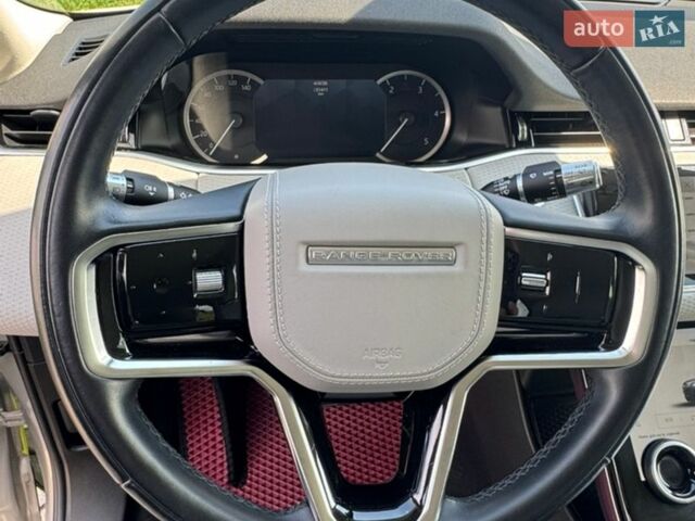 Зелений Ленд Ровер Рендж Ровер Евок, об'ємом двигуна 2 л та пробігом 31 тис. км за 43500 $, фото 21 на Automoto.ua