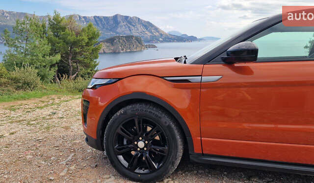 Оранжевый Ленд Ровер Рендж Ровер Эвок, объемом двигателя 2 л и пробегом 61 тыс. км за 39900 $, фото 4 на Automoto.ua