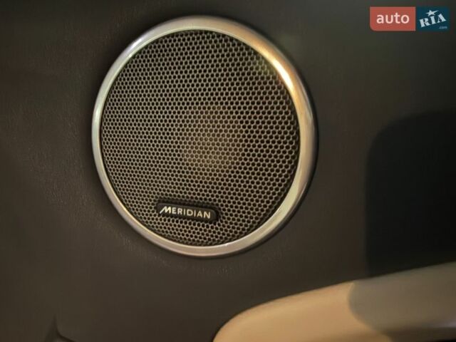 Помаранчевий Ленд Ровер Рендж Ровер Евок, об'ємом двигуна 2 л та пробігом 128 тис. км за 15000 $, фото 21 на Automoto.ua