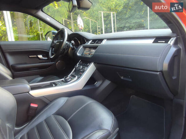 Помаранчевий Ленд Ровер Рендж Ровер Евок, об'ємом двигуна 2 л та пробігом 90 тис. км за 25950 $, фото 29 на Automoto.ua