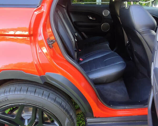 Помаранчевий Ленд Ровер Рендж Ровер Евок, об'ємом двигуна 2 л та пробігом 90 тис. км за 25950 $, фото 25 на Automoto.ua