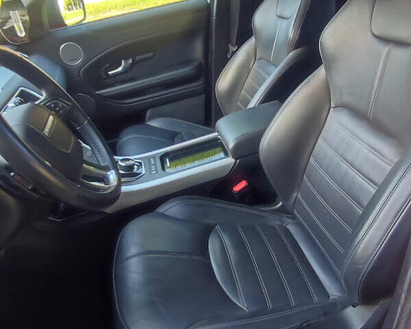 Помаранчевий Ленд Ровер Рендж Ровер Евок, об'ємом двигуна 2 л та пробігом 90 тис. км за 25950 $, фото 18 на Automoto.ua