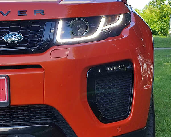 Помаранчевий Ленд Ровер Рендж Ровер Евок, об'ємом двигуна 2 л та пробігом 90 тис. км за 25950 $, фото 44 на Automoto.ua