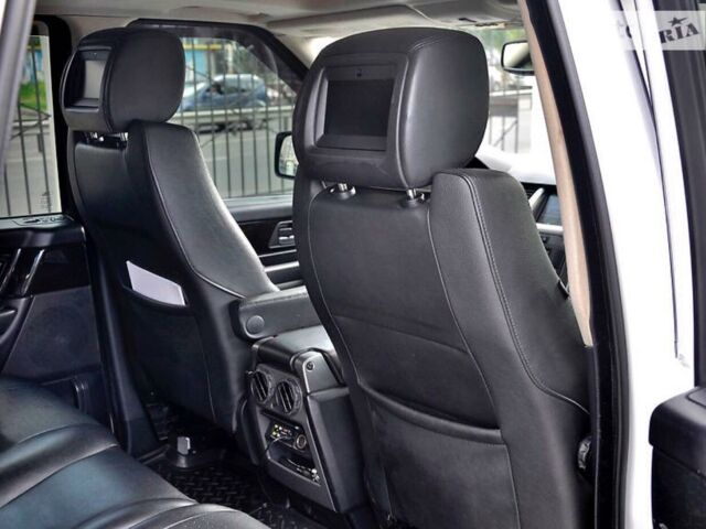 Білий Ленд Ровер Range Rover Sport, об'ємом двигуна 4.2 л та пробігом 175 тис. км за 17000 $, фото 6 на Automoto.ua