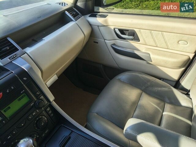 Білий Ленд Ровер Range Rover Sport, об'ємом двигуна 3.6 л та пробігом 265 тис. км за 7500 $, фото 8 на Automoto.ua