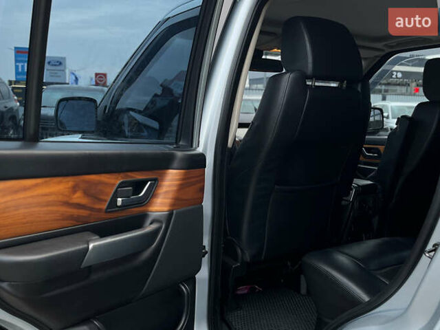 Белый Ленд Ровер Рендж Ровер Спорт, объемом двигателя 2.72 л и пробегом 260 тыс. км за 8900 $, фото 20 на Automoto.ua