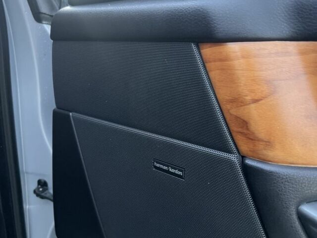 Білий Ленд Ровер Range Rover Sport, об'ємом двигуна 2.7 л та пробігом 272 тис. км за 8700 $, фото 7 на Automoto.ua