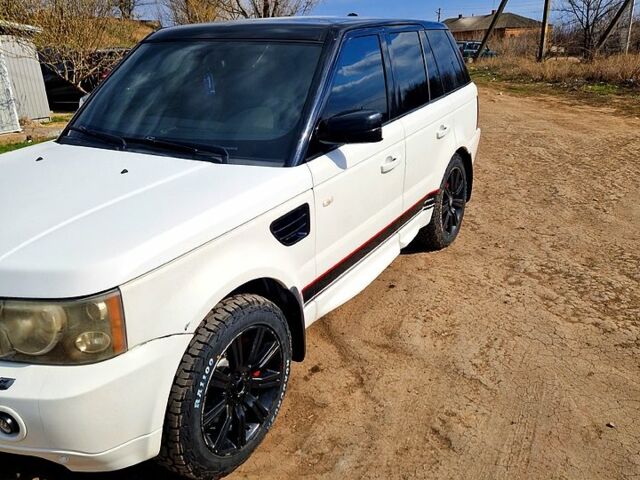 Белый Ленд Ровер Рендж Ровер Спорт, объемом двигателя 3.6 л и пробегом 327 тыс. км за 7400 $, фото 2 на Automoto.ua