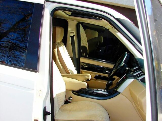 Білий Ленд Ровер Range Rover Sport, об'ємом двигуна 3.6 л та пробігом 323 тис. км за 12500 $, фото 10 на Automoto.ua