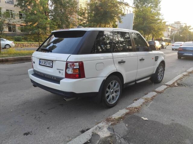 Білий Ленд Ровер Range Rover Sport, об'ємом двигуна 4.2 л та пробігом 203 тис. км за 9200 $, фото 2 на Automoto.ua