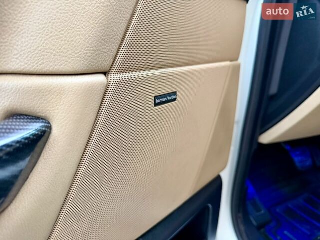Білий Ленд Ровер Range Rover Sport, об'ємом двигуна 3.6 л та пробігом 195 тис. км за 9999 $, фото 29 на Automoto.ua