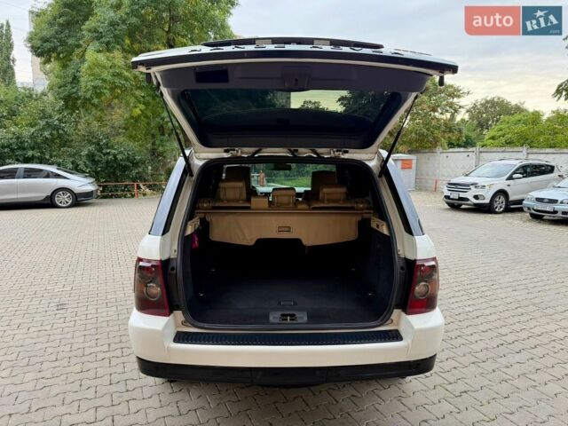 Білий Ленд Ровер Range Rover Sport, об'ємом двигуна 3.6 л та пробігом 195 тис. км за 9999 $, фото 72 на Automoto.ua