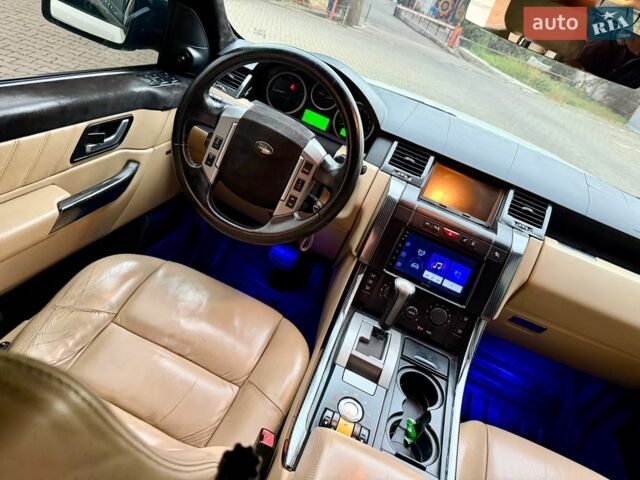 Білий Ленд Ровер Range Rover Sport, об'ємом двигуна 3.6 л та пробігом 195 тис. км за 9999 $, фото 70 на Automoto.ua