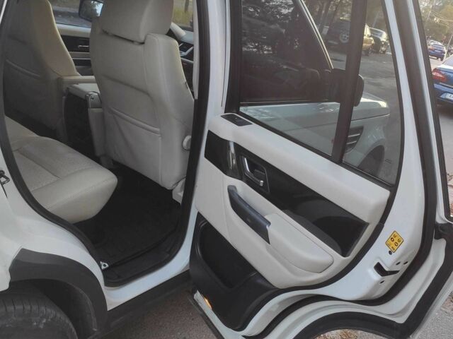 Білий Ленд Ровер Range Rover Sport, об'ємом двигуна 4.2 л та пробігом 203 тис. км за 9200 $, фото 4 на Automoto.ua