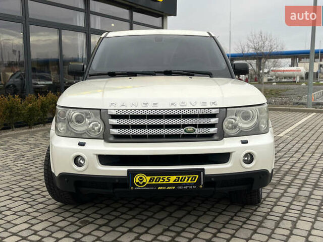 Белый Ленд Ровер Рендж Ровер Спорт, объемом двигателя 2.72 л и пробегом 260 тыс. км за 8900 $, фото 1 на Automoto.ua