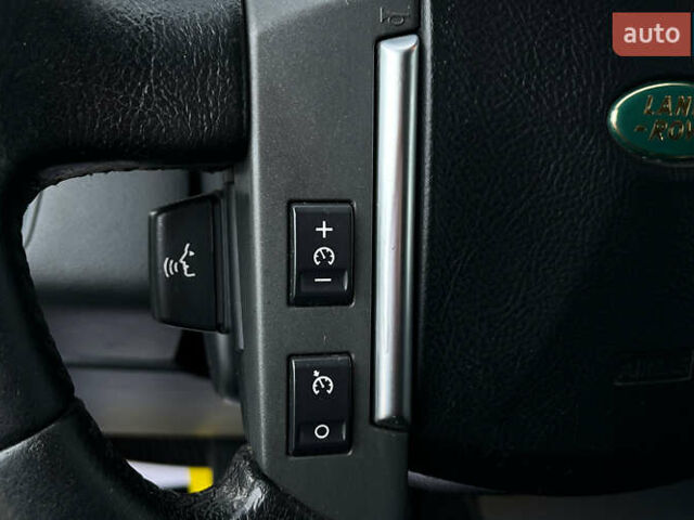 Белый Ленд Ровер Рендж Ровер Спорт, объемом двигателя 2.72 л и пробегом 260 тыс. км за 8900 $, фото 12 на Automoto.ua