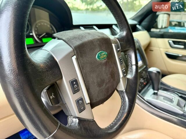 Білий Ленд Ровер Range Rover Sport, об'ємом двигуна 3.6 л та пробігом 195 тис. км за 9999 $, фото 43 на Automoto.ua