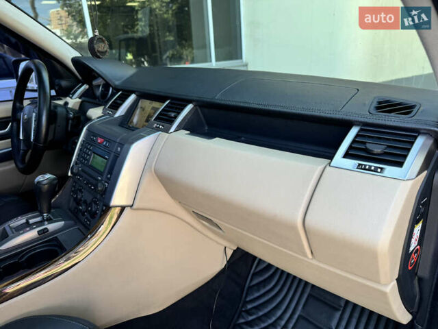 Белый Ленд Ровер Рендж Ровер Спорт, объемом двигателя 2.7 л и пробегом 319 тыс. км за 12450 $, фото 38 на Automoto.ua