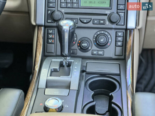 Белый Ленд Ровер Рендж Ровер Спорт, объемом двигателя 2.7 л и пробегом 319 тыс. км за 12450 $, фото 43 на Automoto.ua