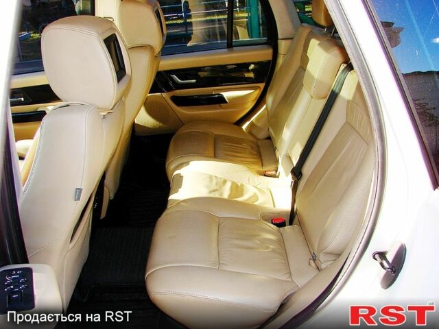 Білий Ленд Ровер Range Rover Sport, об'ємом двигуна 3.6 л та пробігом 323 тис. км за 12500 $, фото 9 на Automoto.ua