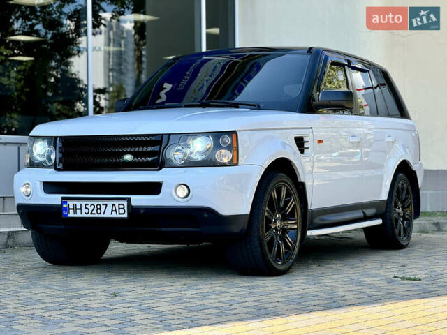 Белый Ленд Ровер Рендж Ровер Спорт, объемом двигателя 2.7 л и пробегом 319 тыс. км за 12450 $, фото 1 на Automoto.ua
