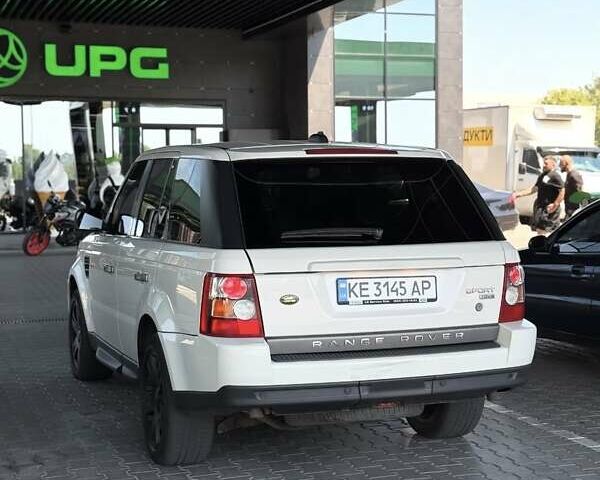Белый Ленд Ровер Рендж Ровер Спорт, объемом двигателя 3.6 л и пробегом 270 тыс. км за 10500 $, фото 6 на Automoto.ua