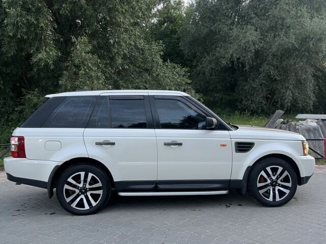 Білий Ленд Ровер Range Rover Sport, об'ємом двигуна 2.7 л та пробігом 272 тис. км за 8700 $, фото 4 на Automoto.ua