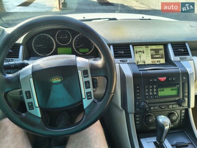 Білий Ленд Ровер Range Rover Sport, об'ємом двигуна 3.6 л та пробігом 265 тис. км за 7500 $, фото 7 на Automoto.ua