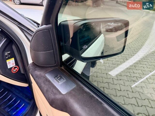 Білий Ленд Ровер Range Rover Sport, об'ємом двигуна 3.6 л та пробігом 195 тис. км за 9999 $, фото 51 на Automoto.ua